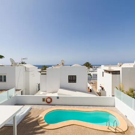 Con Piscina Privada A 500 M De La Playa Villa